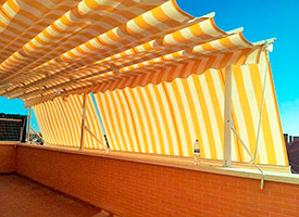 Instalaci&oacute;n de P&eacute;rgola Pared - Porter&iacute;a en Fuenlabrada.