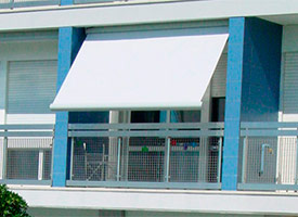 Instalaci&oacute;n de Toldo Extensible con Cofre en Boadilla del Monte.