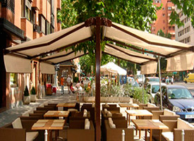 Instalaci&oacute;n de Toldo Vertical Doble para Terraza en Fuenlabrada.