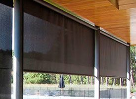Instalaci&oacute;n de Toldo Vertical con Cofre en Fuenlabrada.